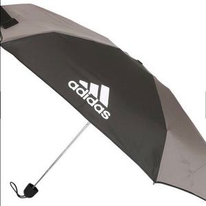 Adidas sport compact umbrella 46” canopy auto open/close